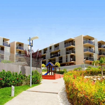 Rentalmar Paradise Families Only Con Parking Salou Bagian luar foto